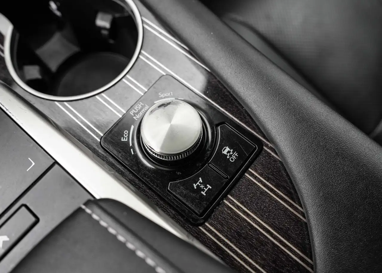 Lexus RX снимка Lexus RX