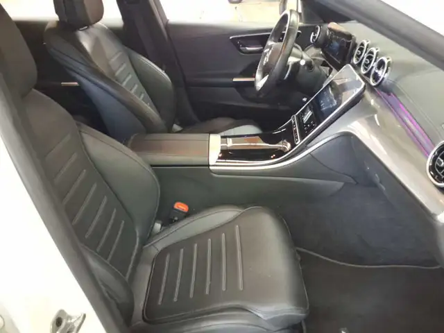 Mercedes-Benz C-Class view 8