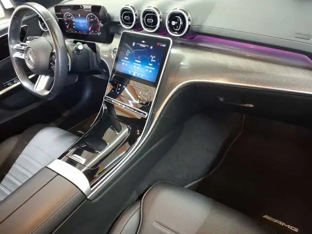 Mercedes-Benz C-Class view 9