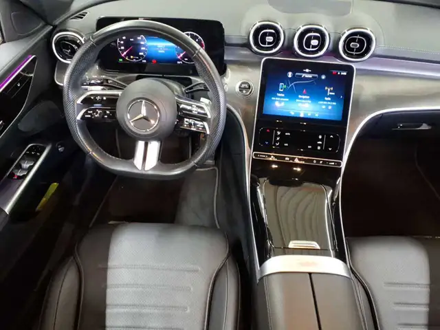 Mercedes-Benz C-Class view 10