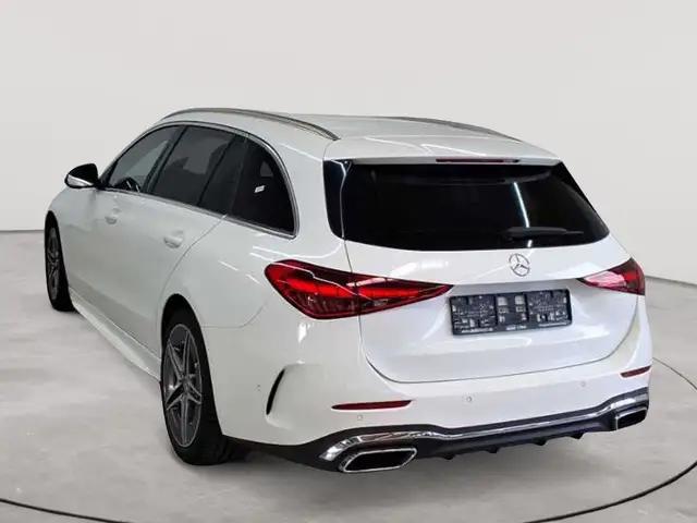Mercedes-Benz C-Class view 5