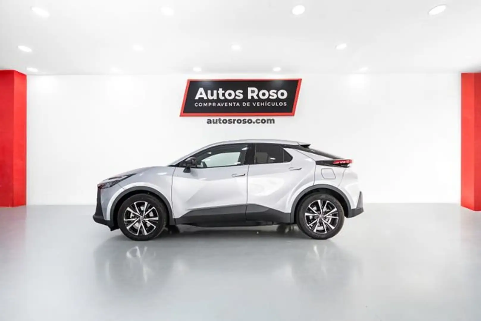 Toyota C-HR 220PH Advance Plateado - 2