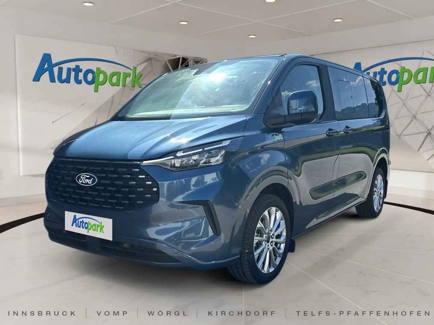 Ford Tourneo Custom Titanium Blau - 1