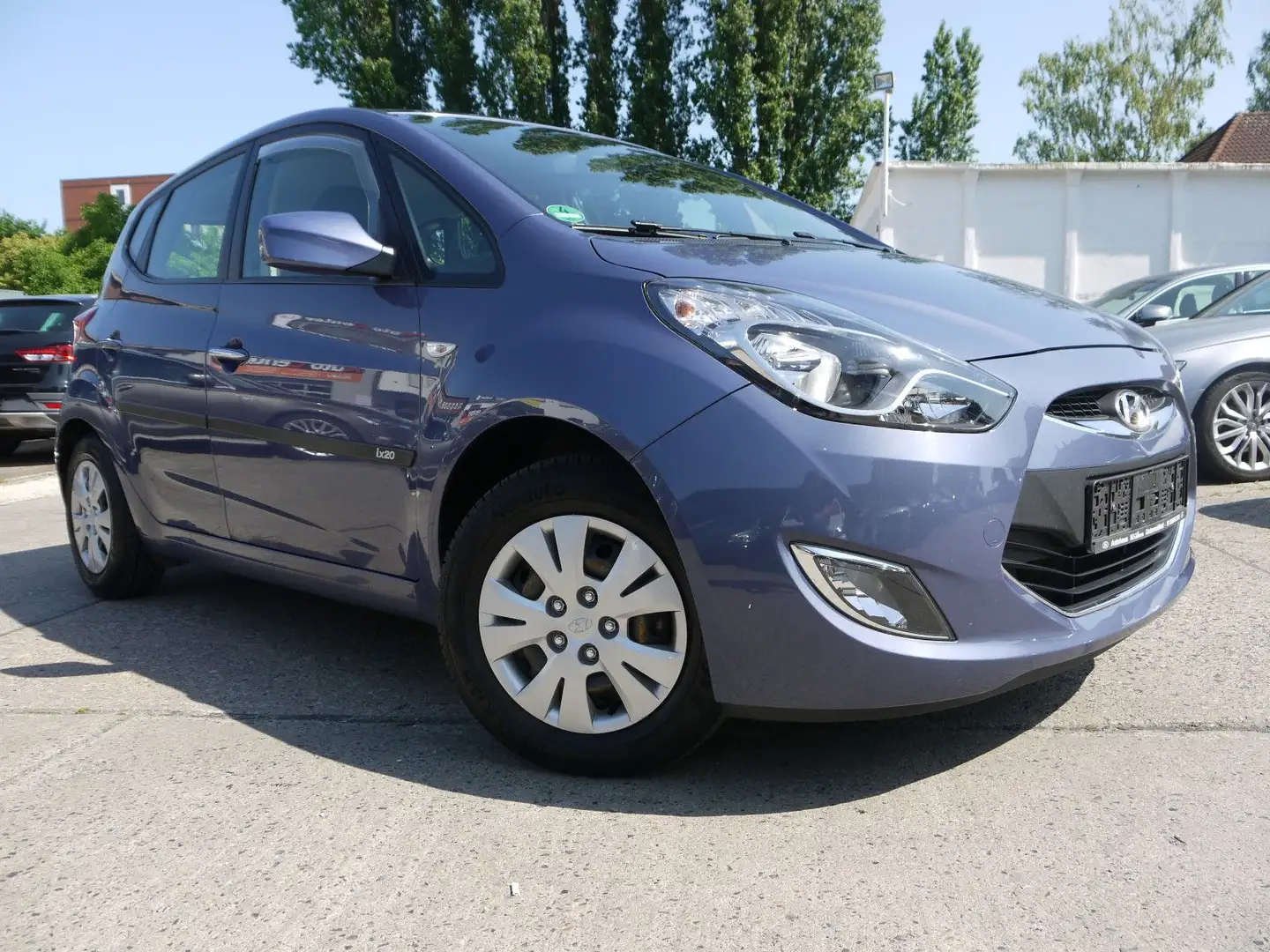 Hyundai iX20 1.4 Benzin / Classic / 1. Hand Azul - 1