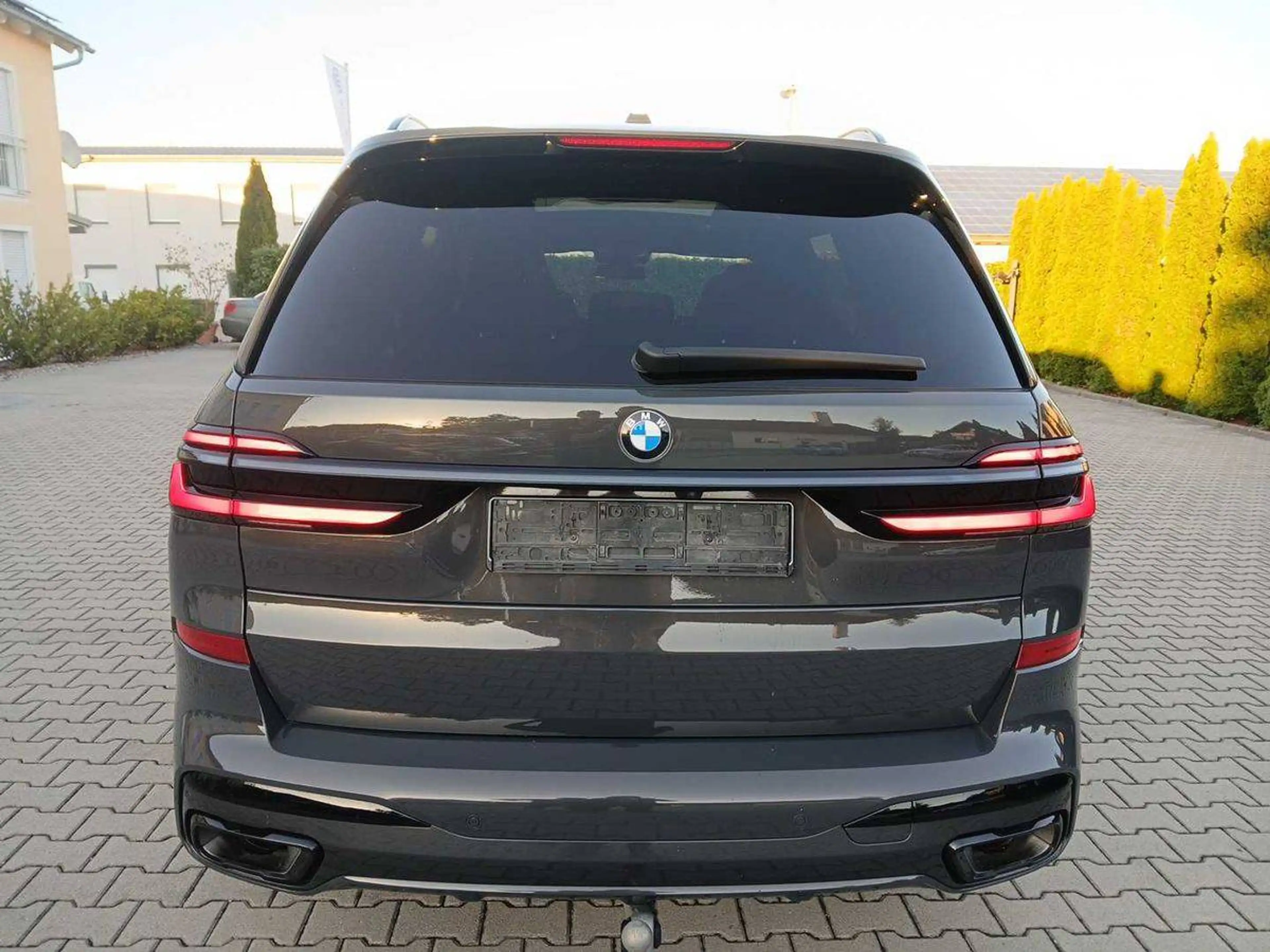 BMW X7 xDrive 40 d M Sport — photo 11
