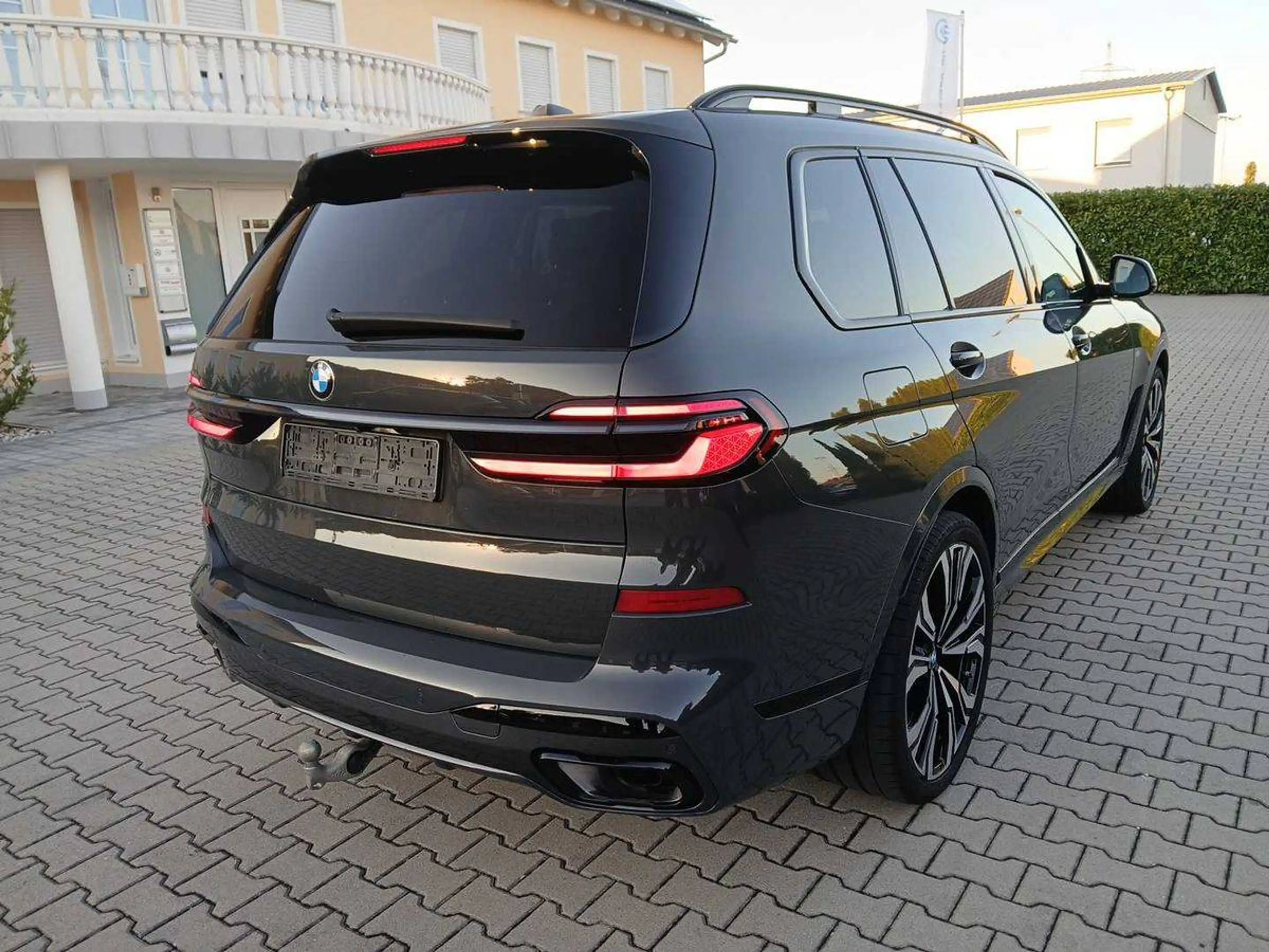 BMW X7 xDrive 40 d M Sport — photo 12