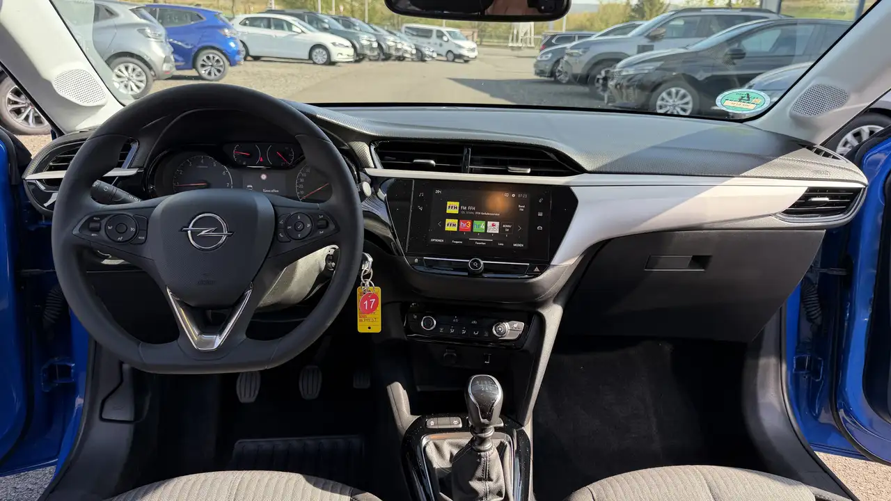 Opel Corsa Edition Navi Allwetter Rückfahrkam. 22
