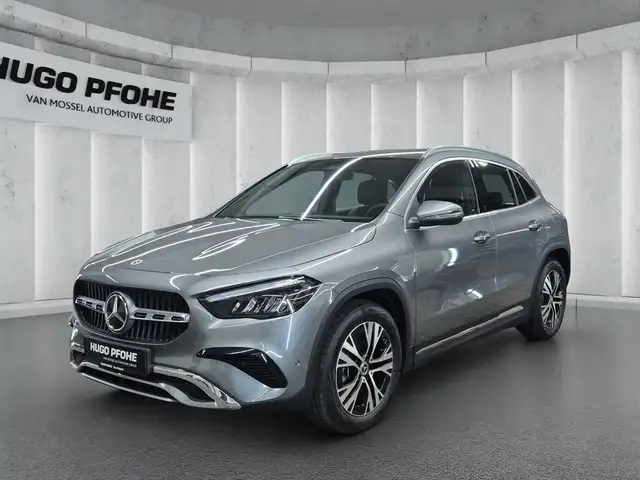 Mercedes-Benz GLA 200 Progressive