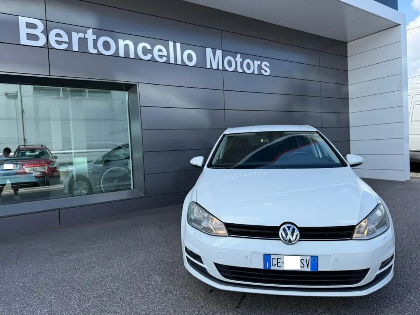 Volkswagen Golf 1.2 TSI 85CV 5p. Business BMT NEOPATENTATI Bianco - 2