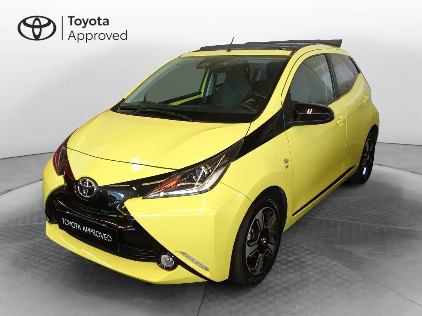 Toyota Aygo Aygo 1.0 VVT-i 69 CV 5 porte x-wave TSS Gelb - 1