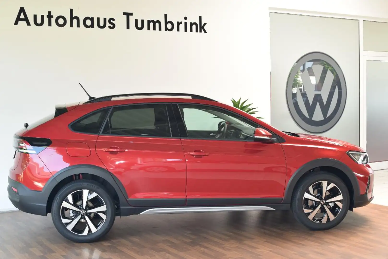 Volkswagen Taigo Life TSI DSG Climatronic SHZ Keyless AppConnect Rot - 2