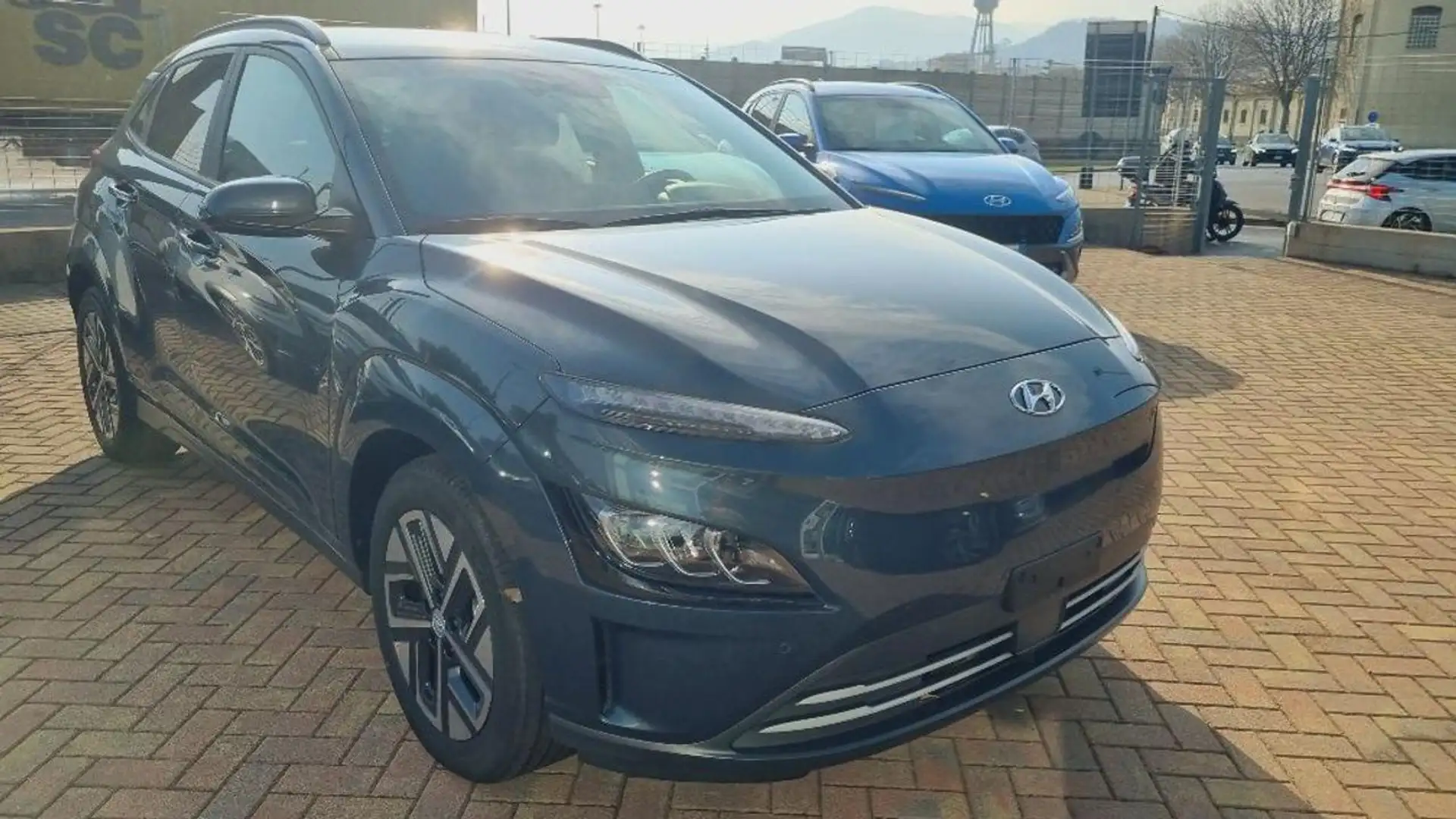 Hyundai KONA EV 64 kWh Exclusive Grigio - 2