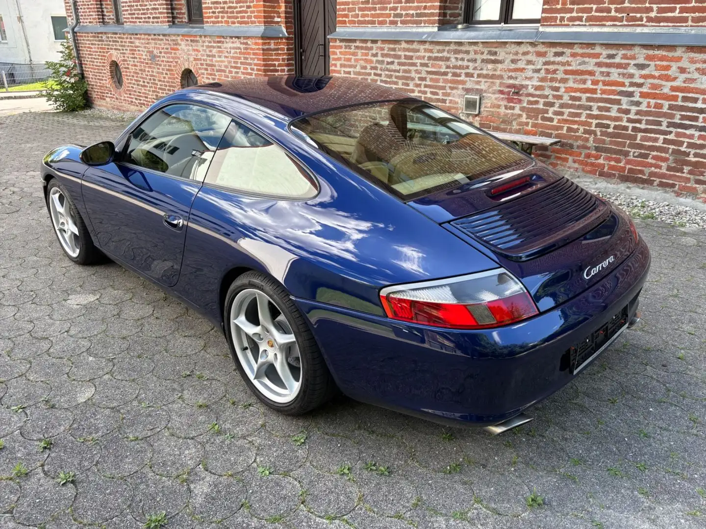 Porsche 996 Carrera Coupé TOPZUSTAND KLAPPE Unfallfrei Blau - 2