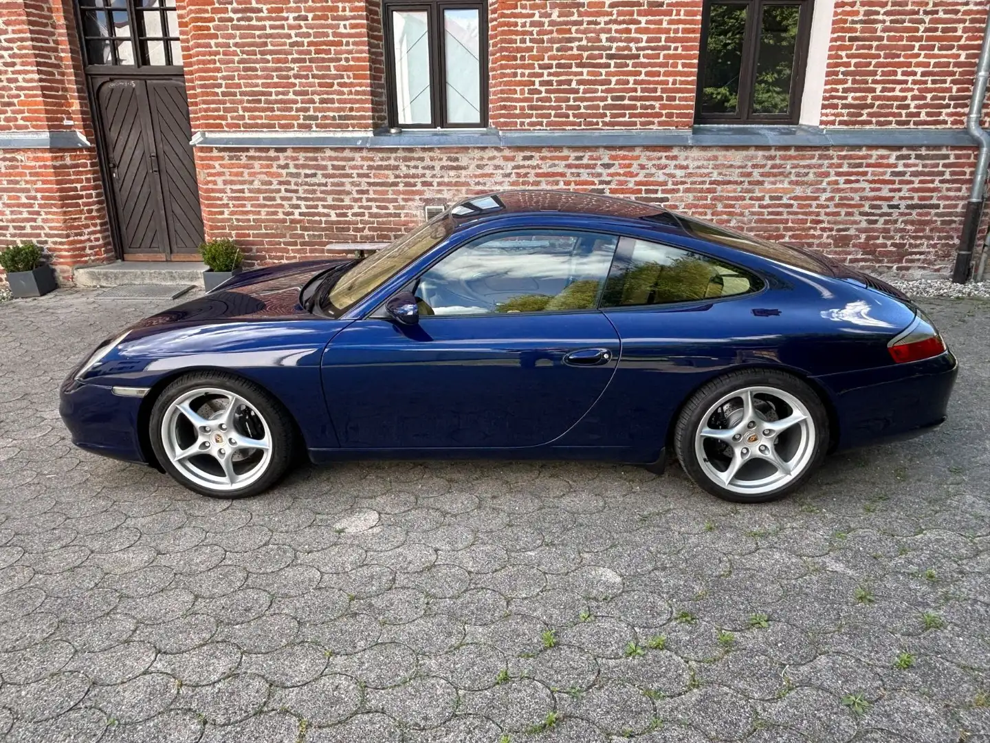 Porsche 996 Carrera Coupé TOPZUSTAND KLAPPE Unfallfrei Blau - 1