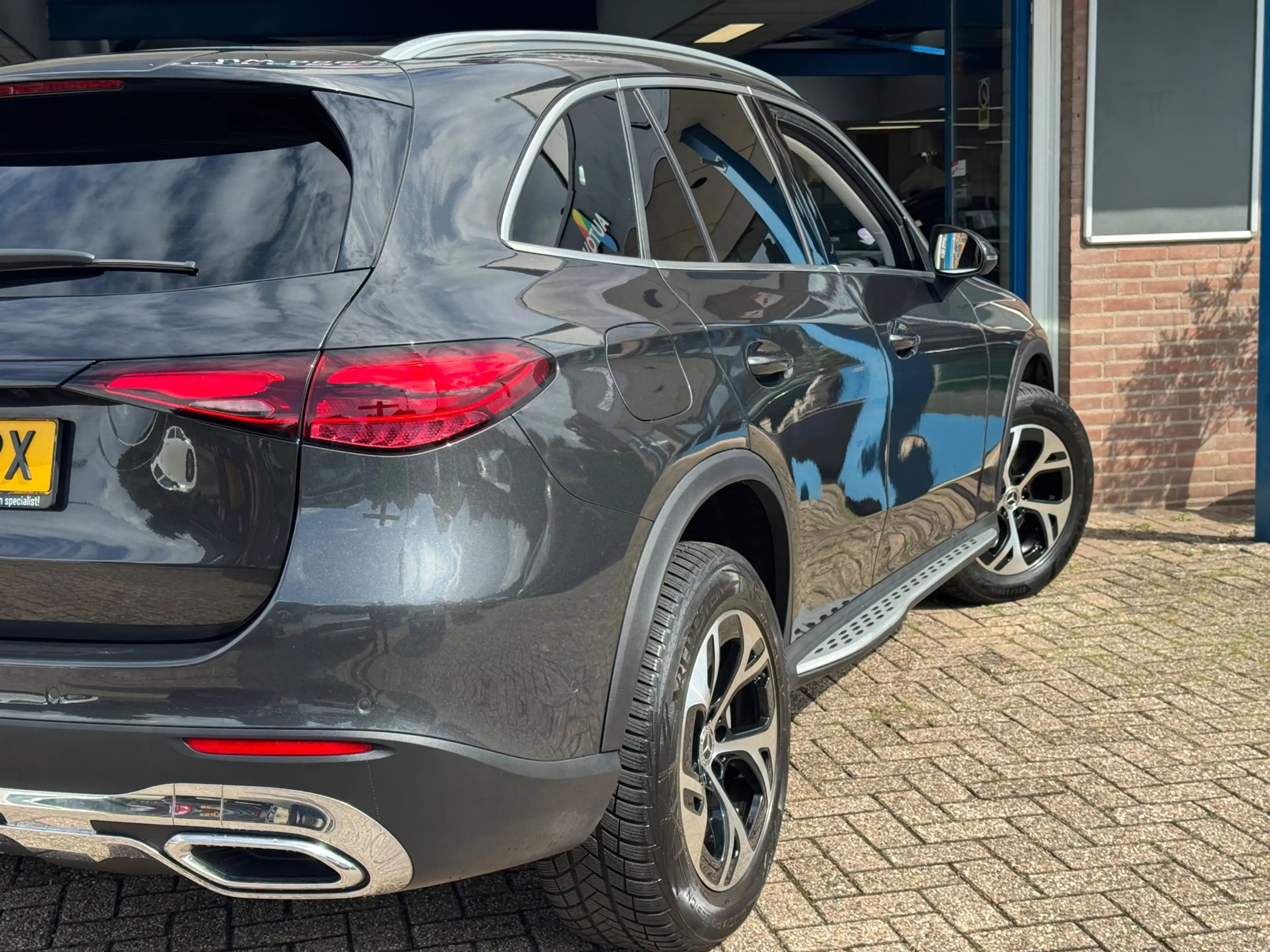 Mercedes-Benz GLC 300 300e 4MATIC Business Line 2023 NAP! — photo 8