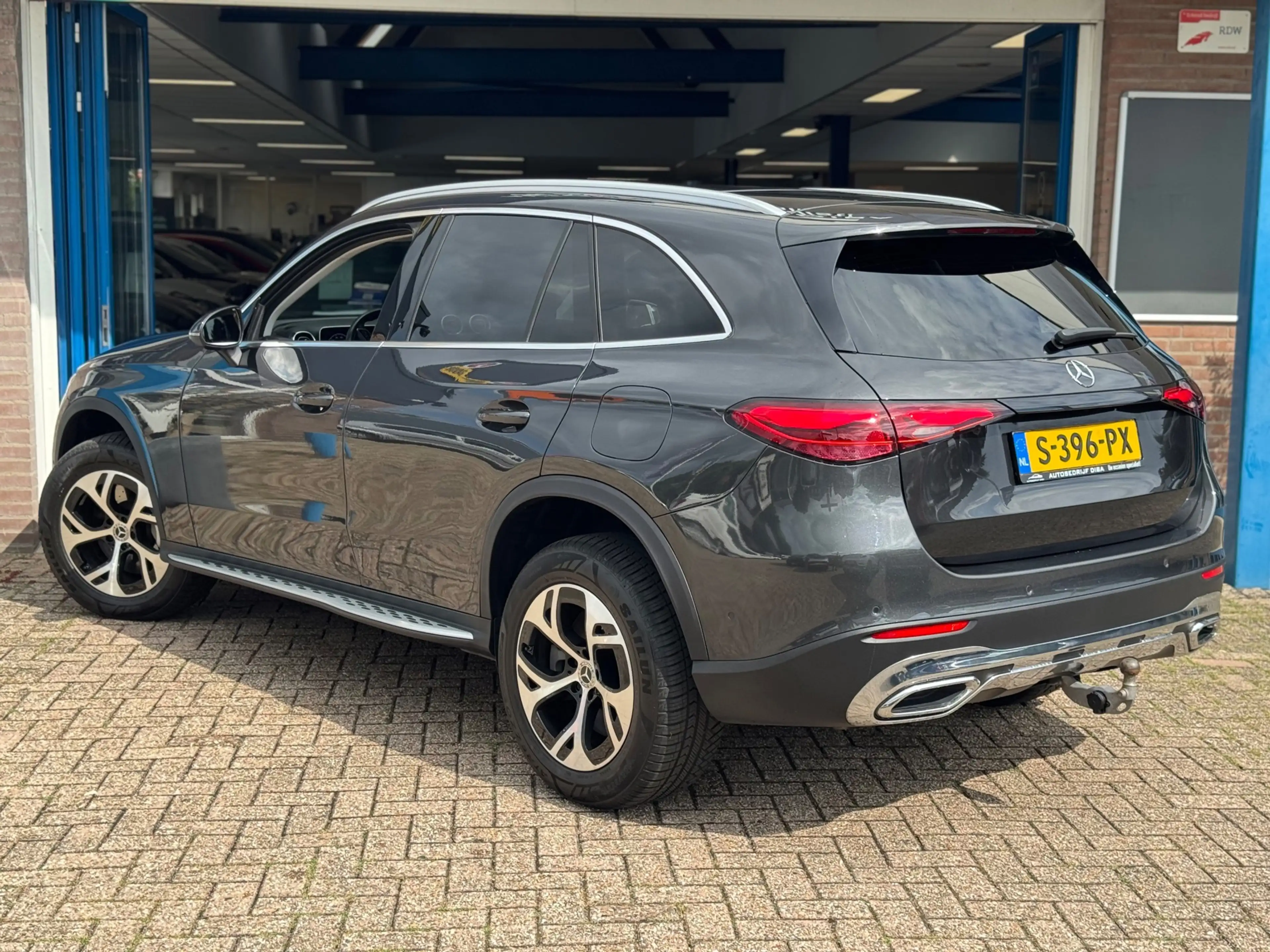 Mercedes-Benz GLC 300 300e 4MATIC Business Line 2023 NAP! — photo 3