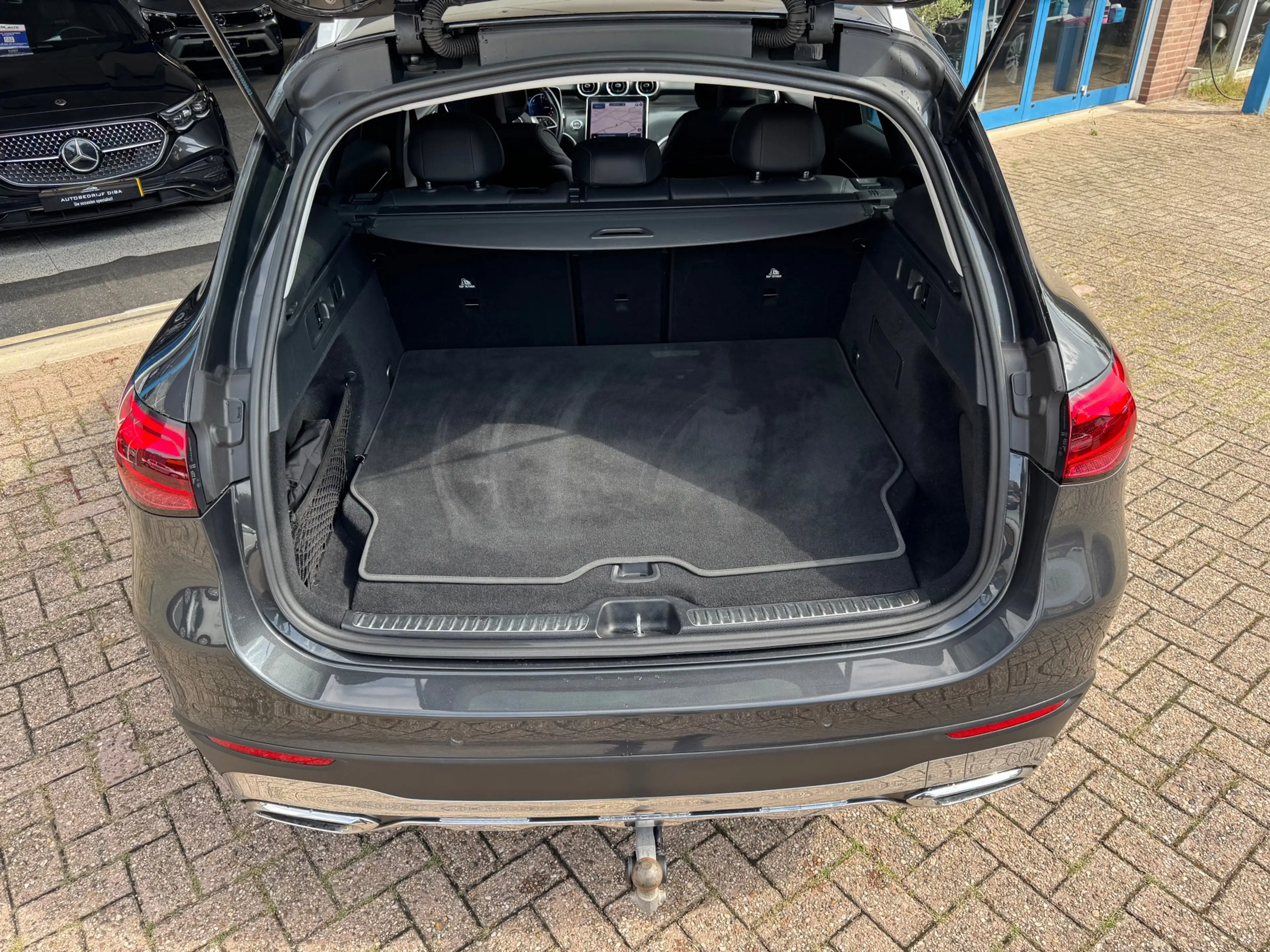 Mercedes-Benz GLC 300 300e 4MATIC Business Line 2023 NAP! — photo 14