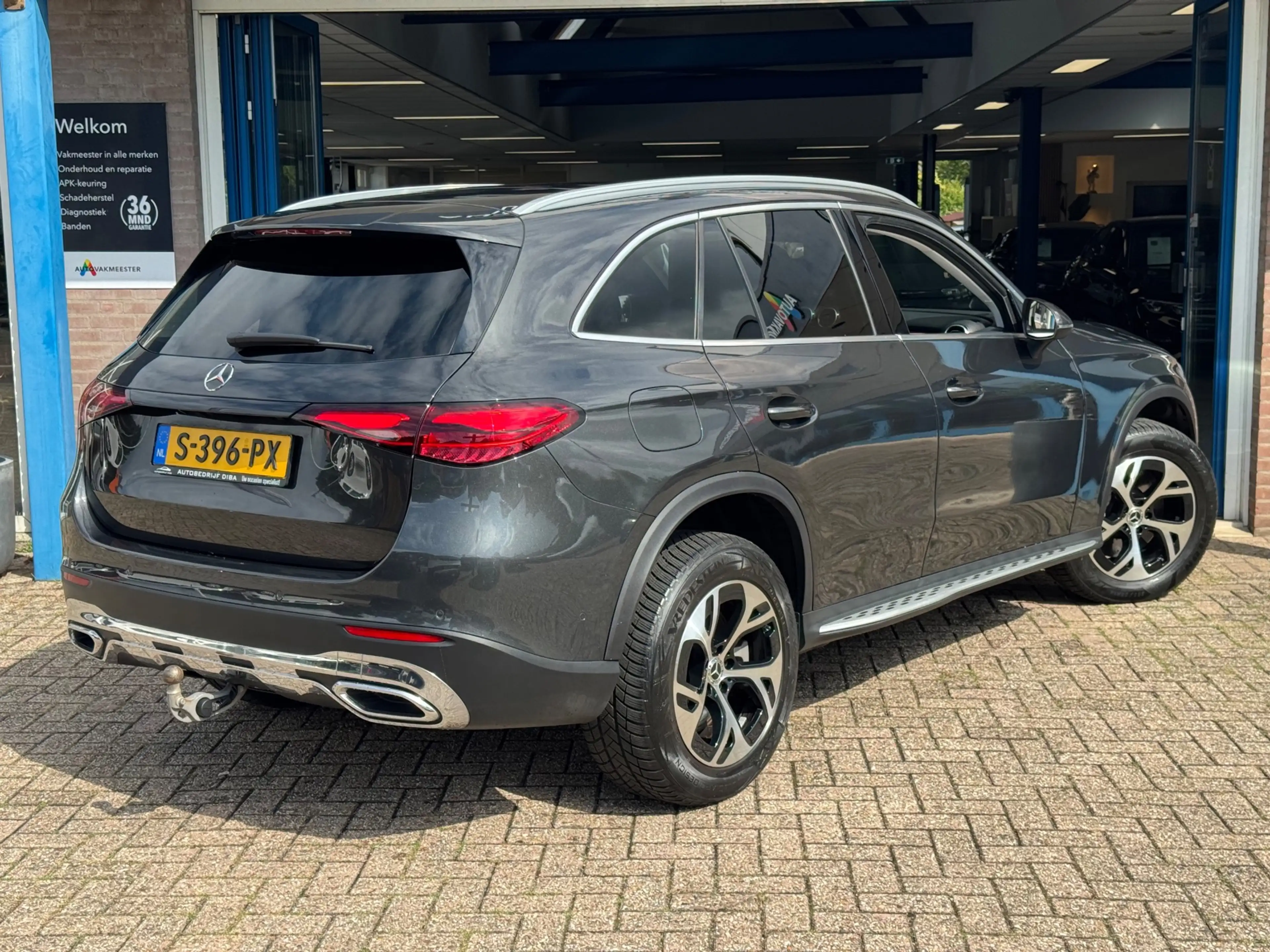 Mercedes-Benz GLC 300 300e 4MATIC Business Line 2023 NAP! — photo 6