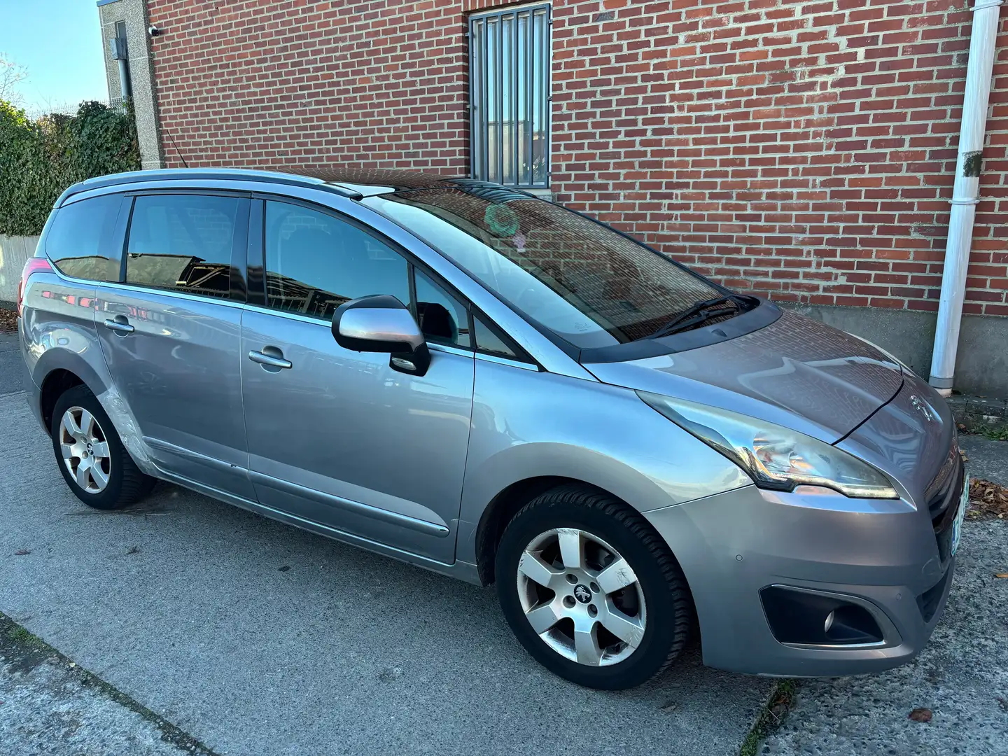 Peugeot 5008 1.6 marchand export Gris - 2