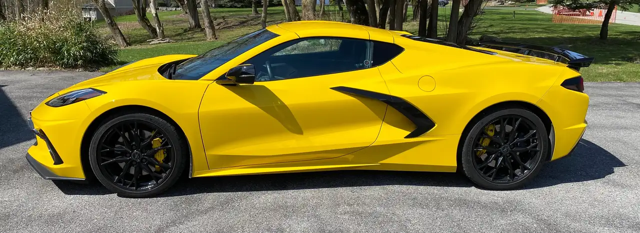 Chevrolet Corvette снимка Chevrolet Corvette
