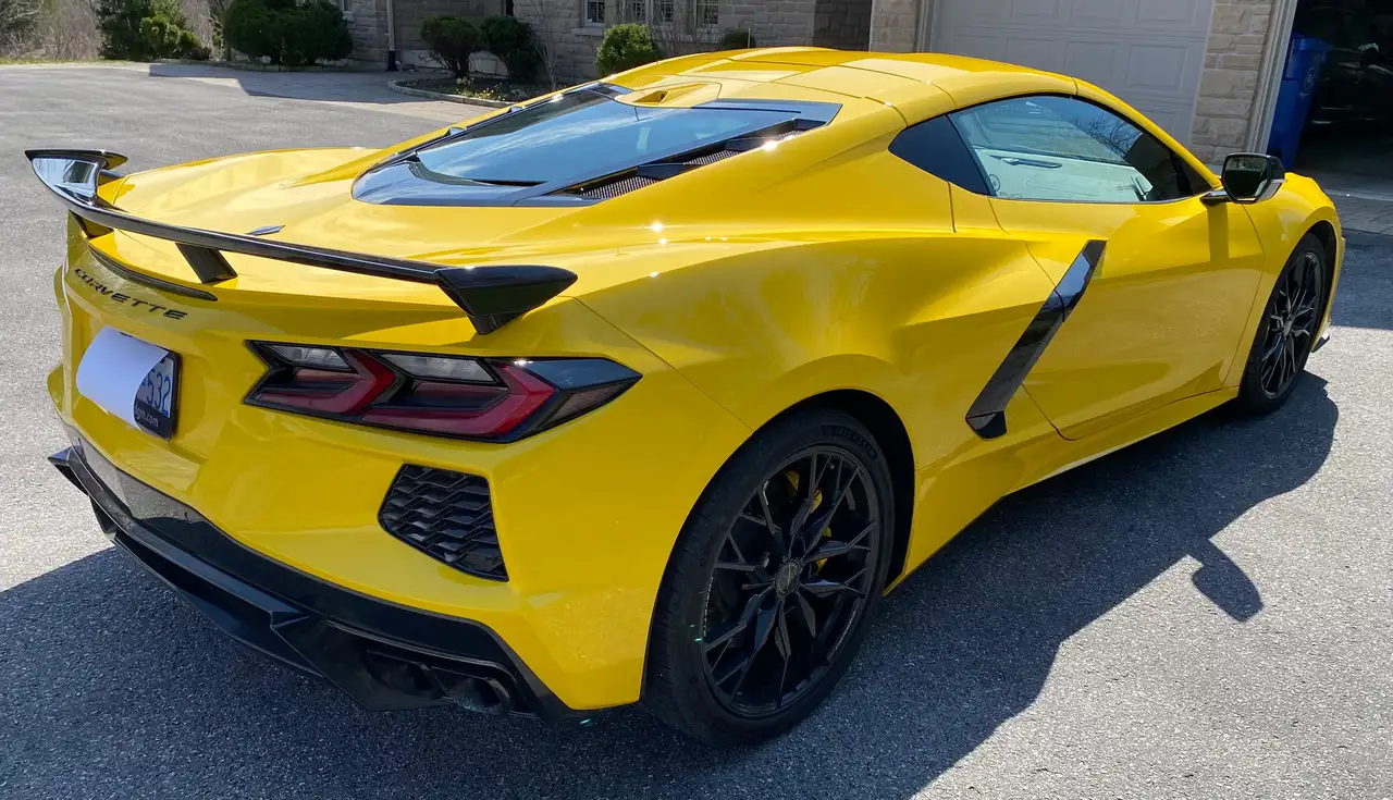 Chevrolet Corvette снимка Chevrolet Corvette