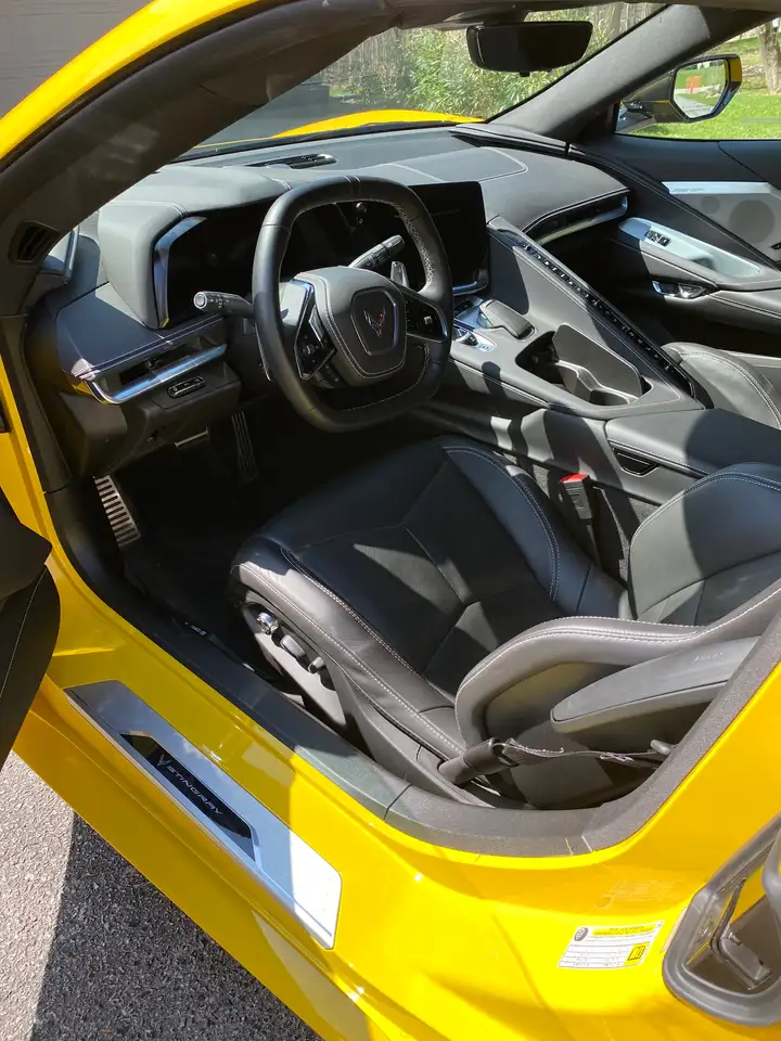 Chevrolet Corvette снимка Chevrolet Corvette