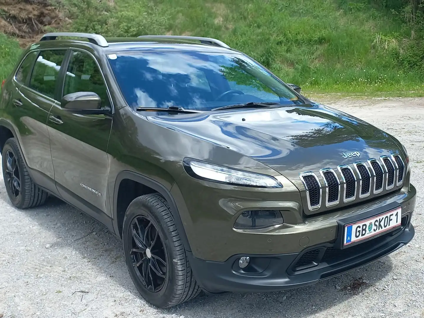 Jeep Cherokee Cherokee 2,0 MultiJet II AWD Longitude Aut. Verde - 1