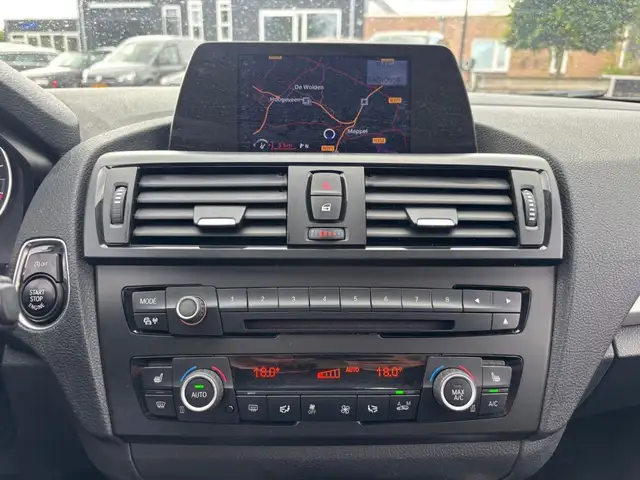BMW 1 Series view 13