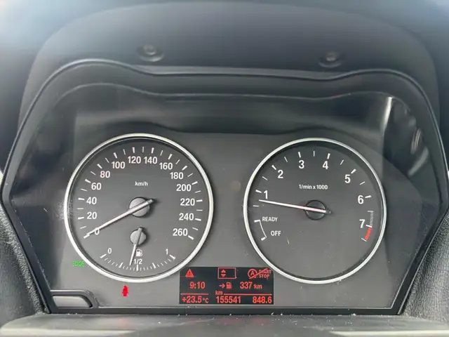 BMW 1 Series view 15