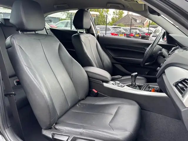 BMW 1 Series view 12