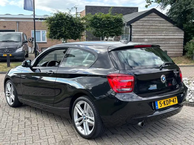BMW 1 Series view 7