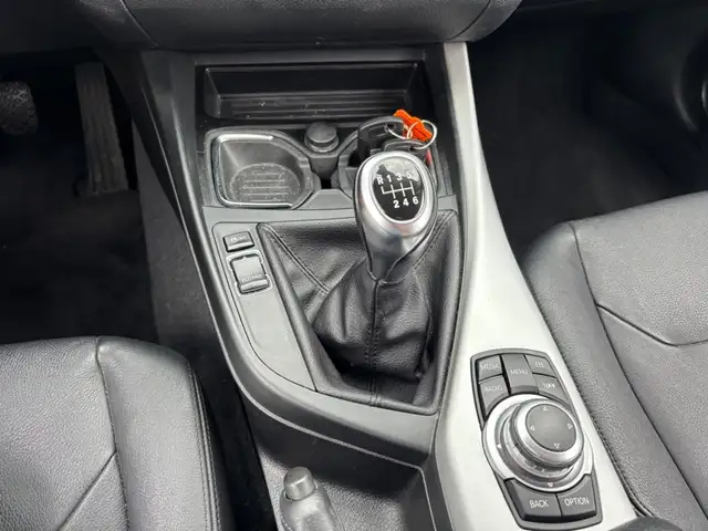 BMW 1 Series view 14