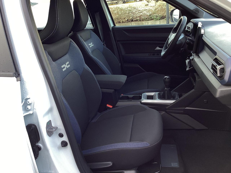 Dacia Bigster Expression ECO-G 140 Kamera EPH SHZ Bluetooth LED — photo 14