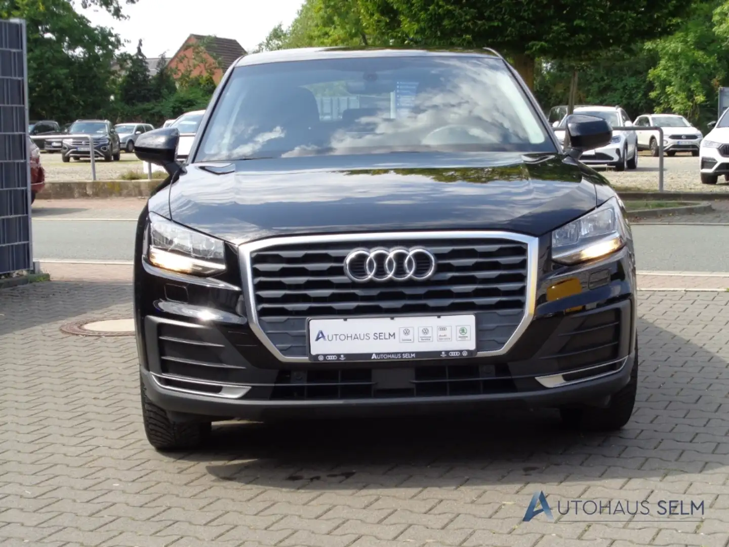 Audi Q2 1.4 TFSI Digitales Cockpit El. Heckklappe SHZ Temp Schwarz - 2