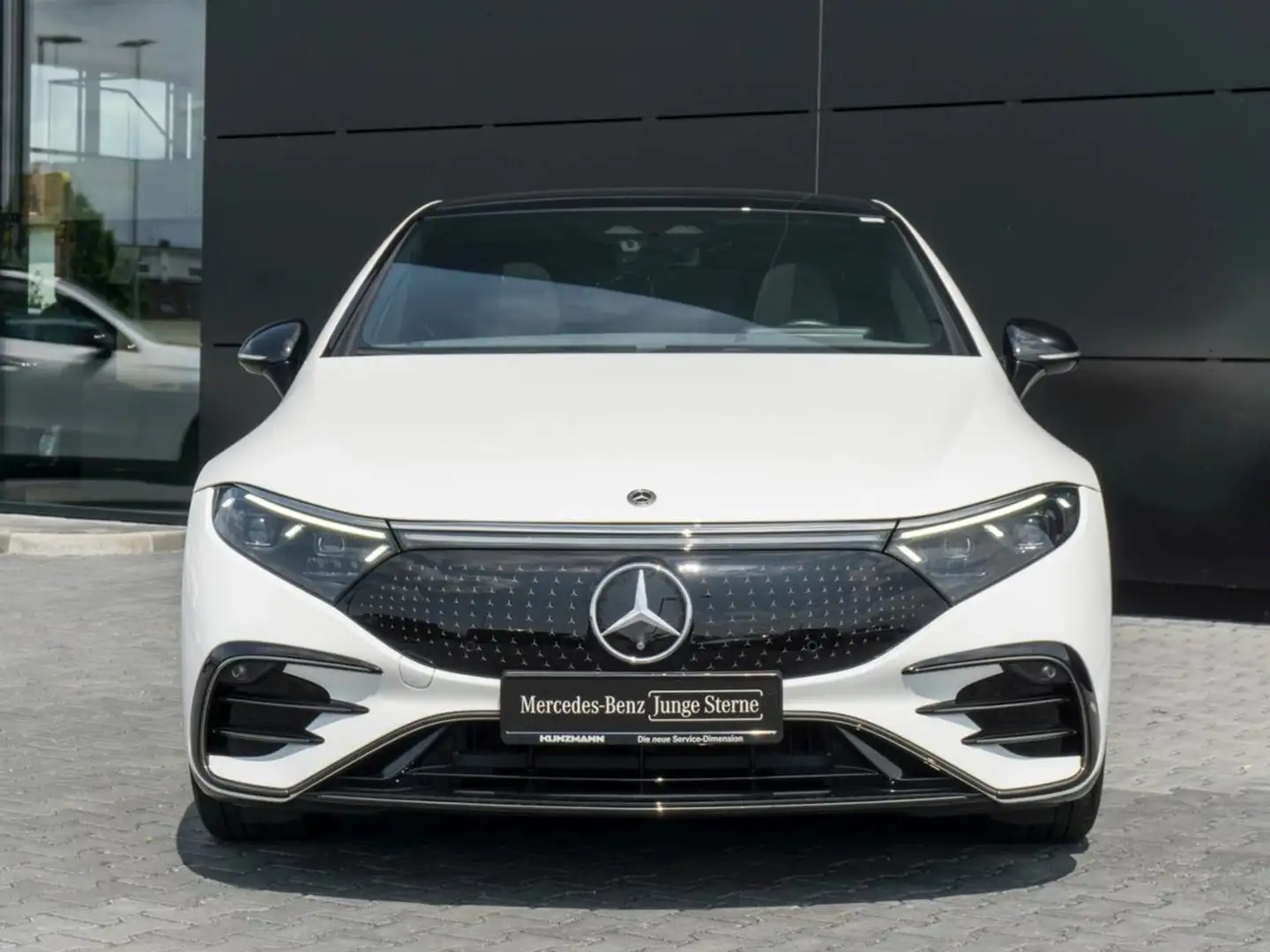 Mercedes-Benz EQS 350 AMG Night Panorama Distronic Airmatic Blanc - 2