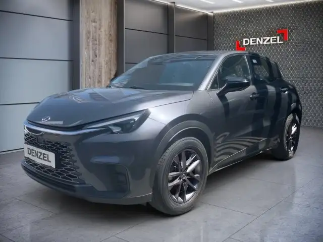 Lexus LBX Hybrid 136PS 2WD + Komfort Paket