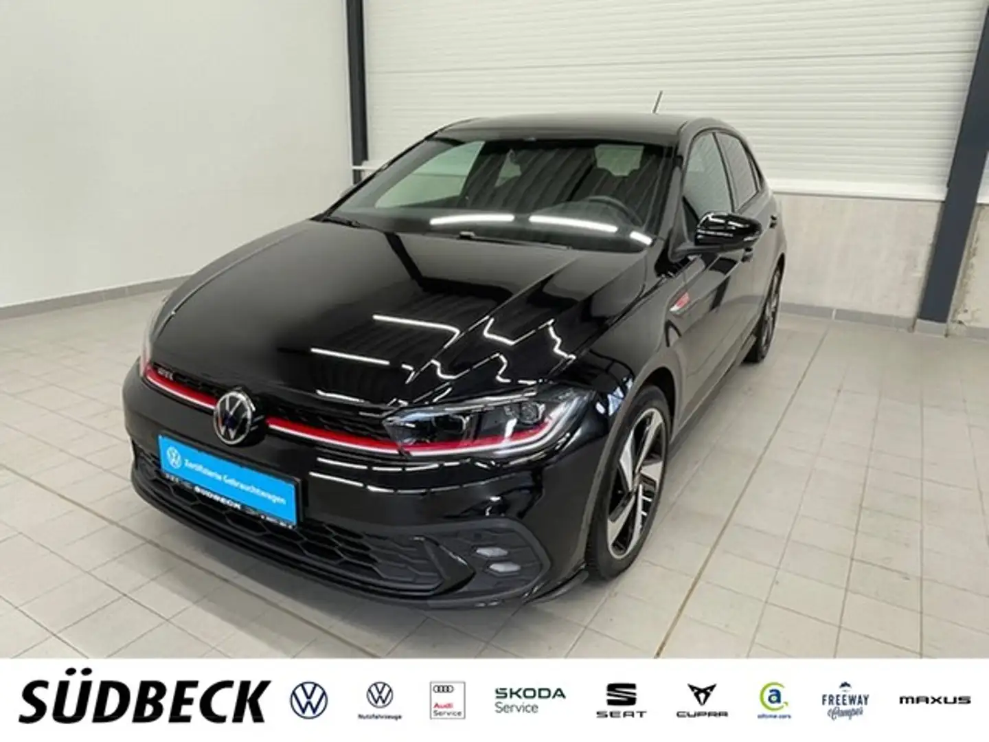 Volkswagen Polo VI GTI 2.0 TSI KAMERA+ACC+LANE+APP+PANO+MATRIX+ Schwarz - 1