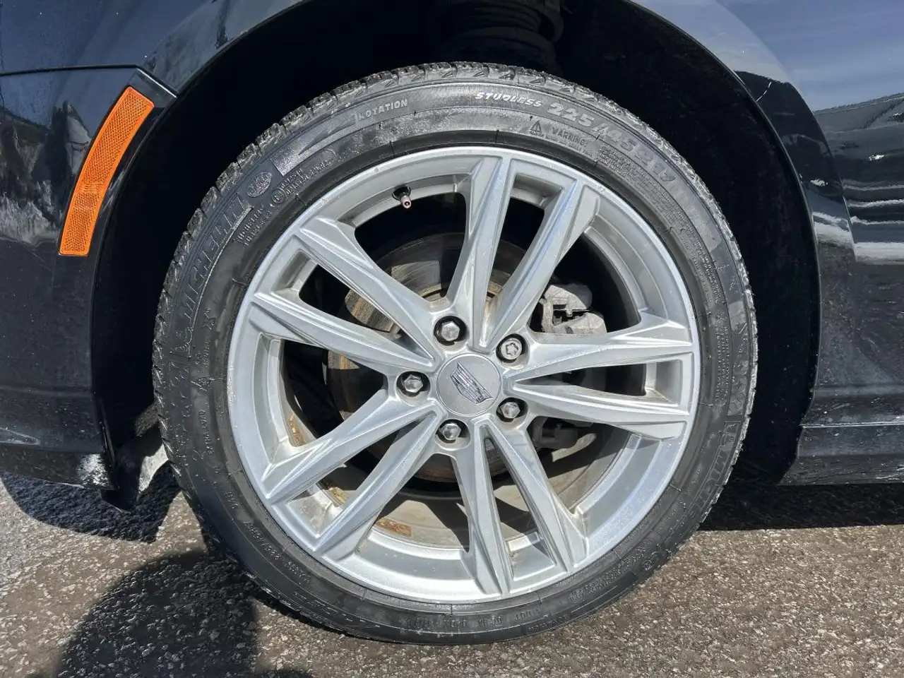 Cadillac CT4 снимка Cadillac CT4