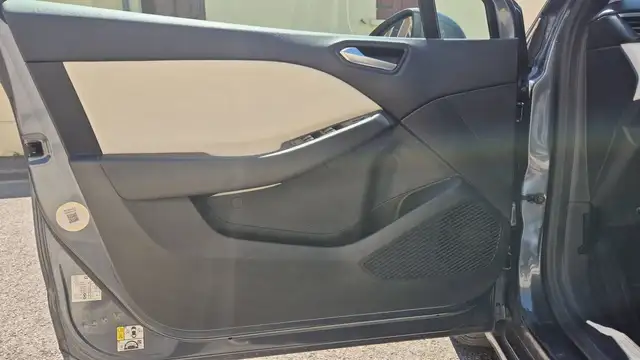 Renault Clio view 7