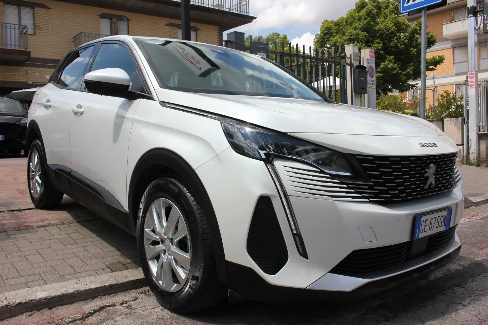 Peugeot 3008 1.5 HDI EAT8 *PREZZO VERO* UNIPRO' KM CERTIF Bianco - 2
