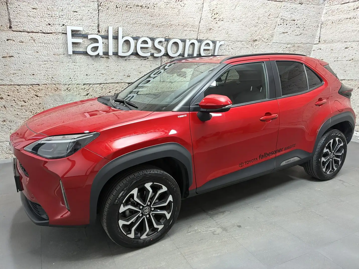 Toyota Yaris Cross 1,5 Hybrid Active Drive Rot - 2