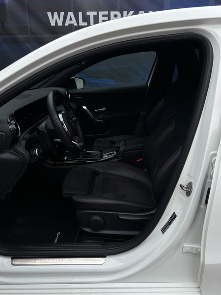 Mercedes-Benz A 180 — photo 11