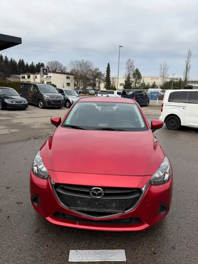 Mazda 2 Lim. Center-Line Rot - 1
