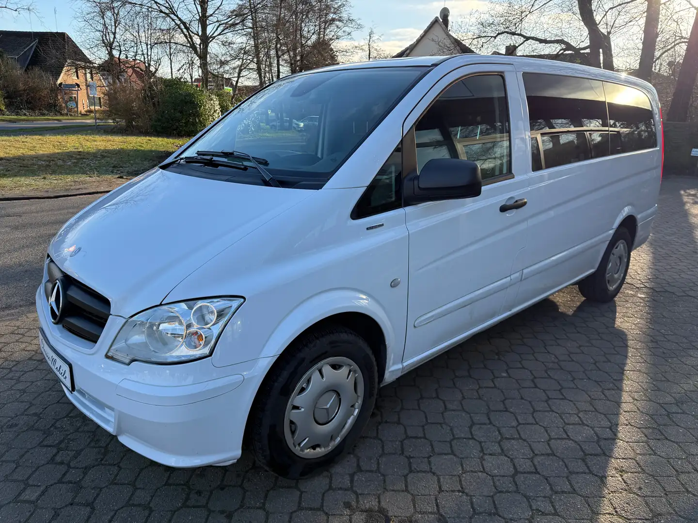 Mercedes-Benz Vito 110 CDI Lang 9-Sitzer *nur 79 TKM*HU neu*Klima*AHK Blanc - 2