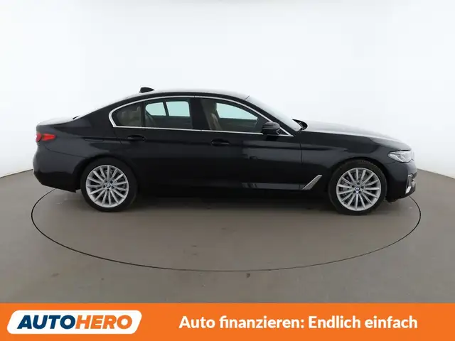 BMW 5 Series view 7