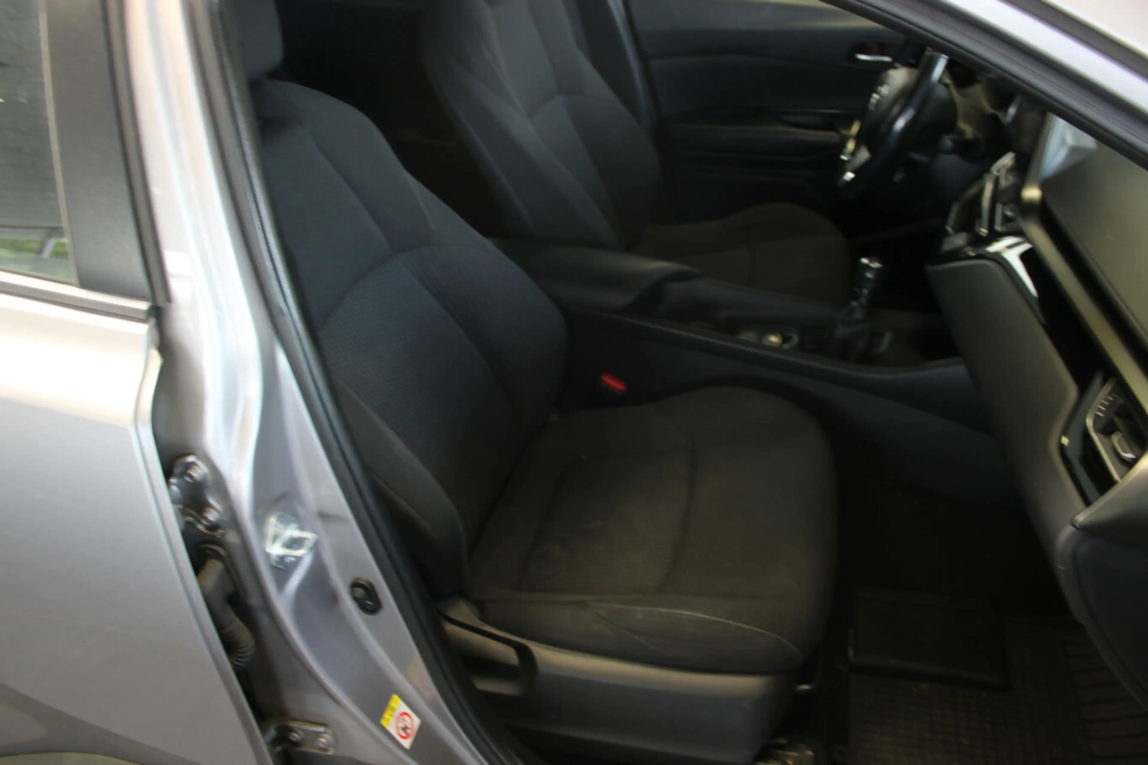 Toyota C-HR 1.2 Turbo Flow — photo 10