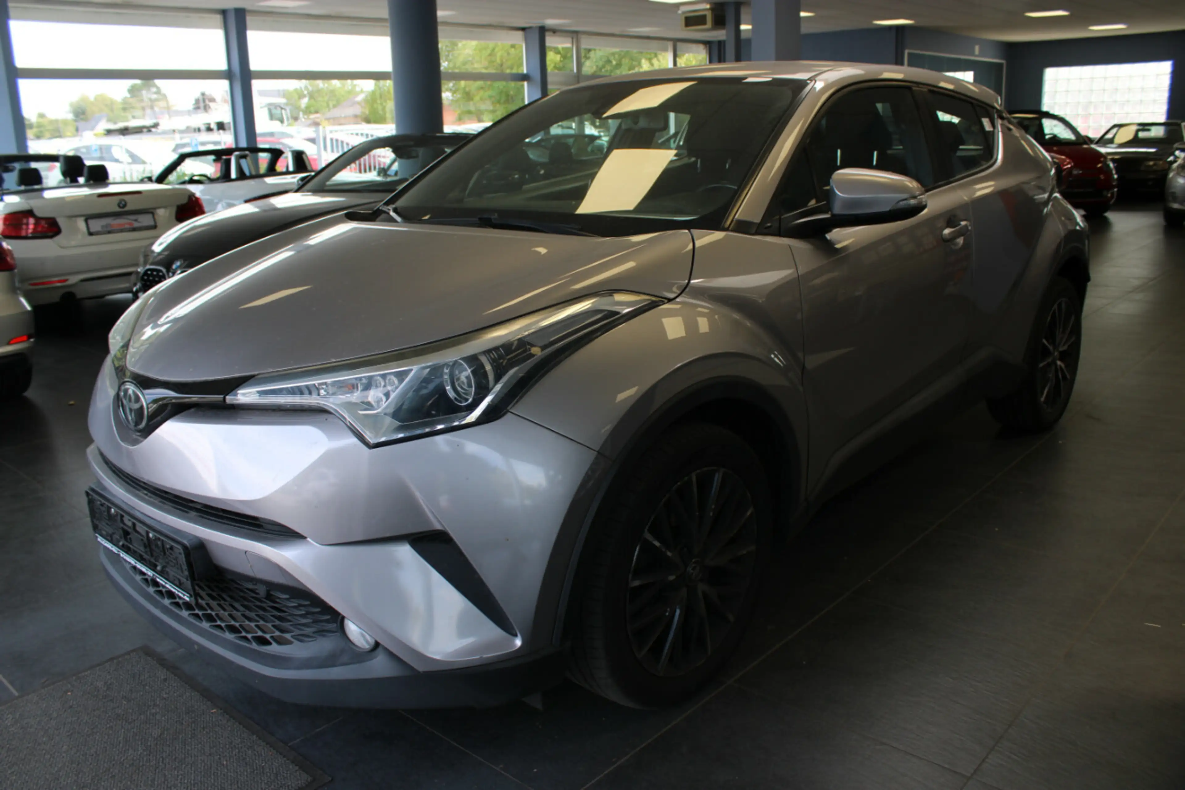 Toyota C-HR 1.2 Turbo Flow — photo 3