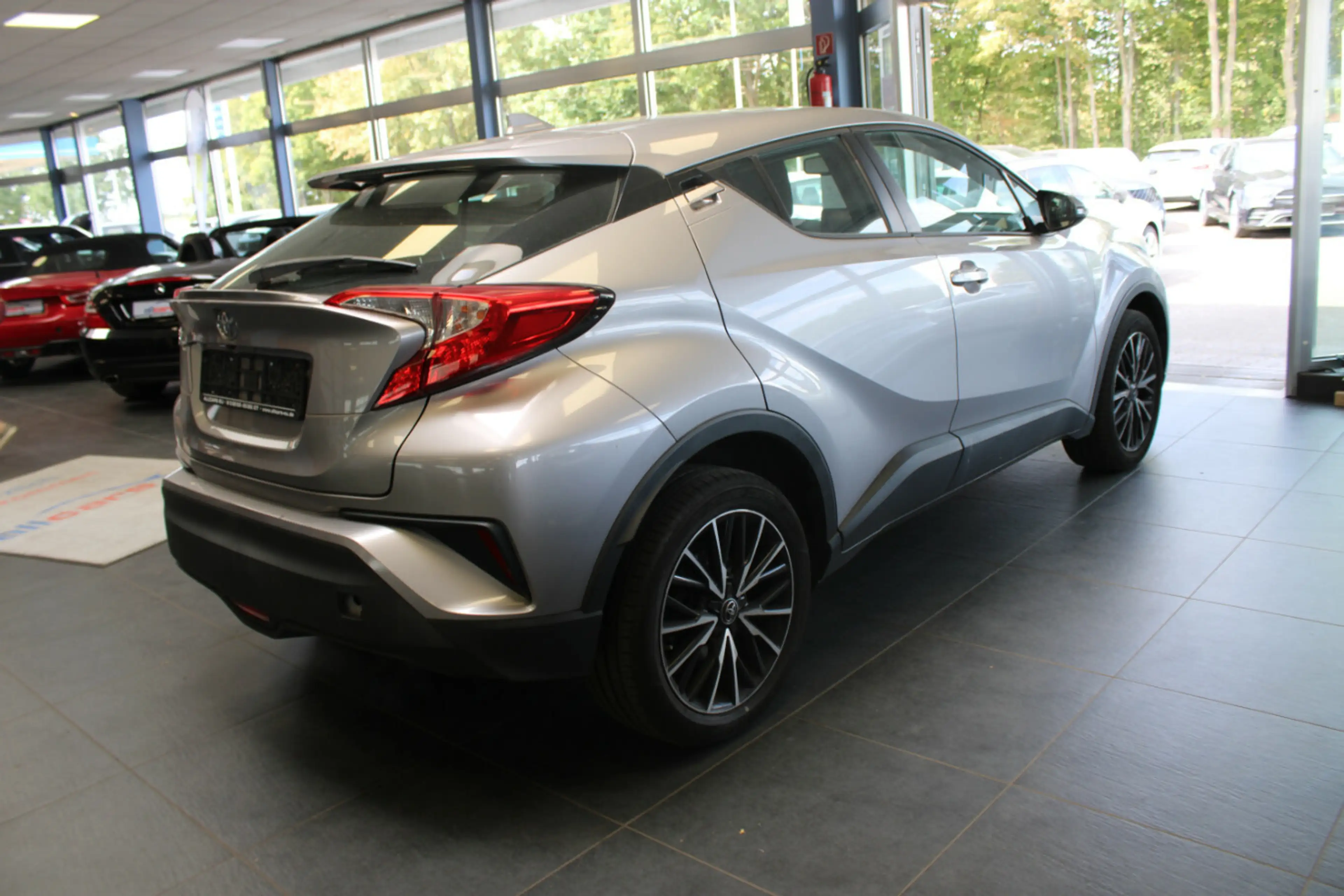 Toyota C-HR 1.2 Turbo Flow — photo 7