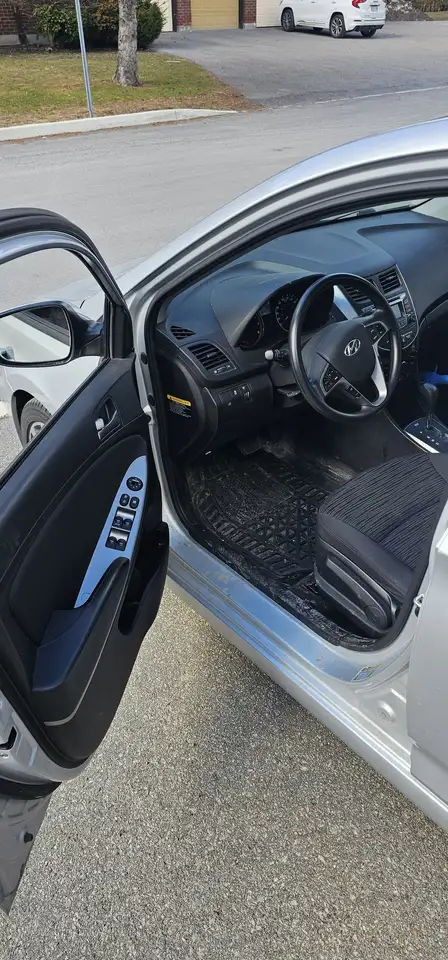 Hyundai ACCENT снимка Hyundai ACCENT