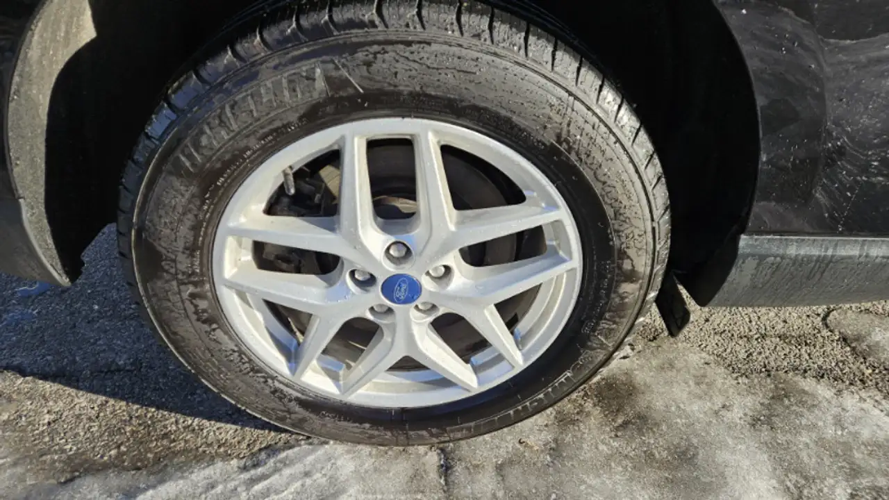 Ford Edge photo Ford Edge